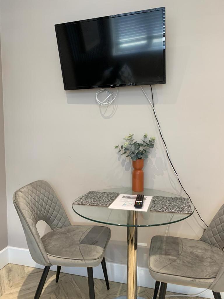 Cambridge Suites Harmondsworth ภายนอก รูปภาพ